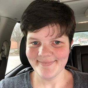 Meet your Posher, Lily